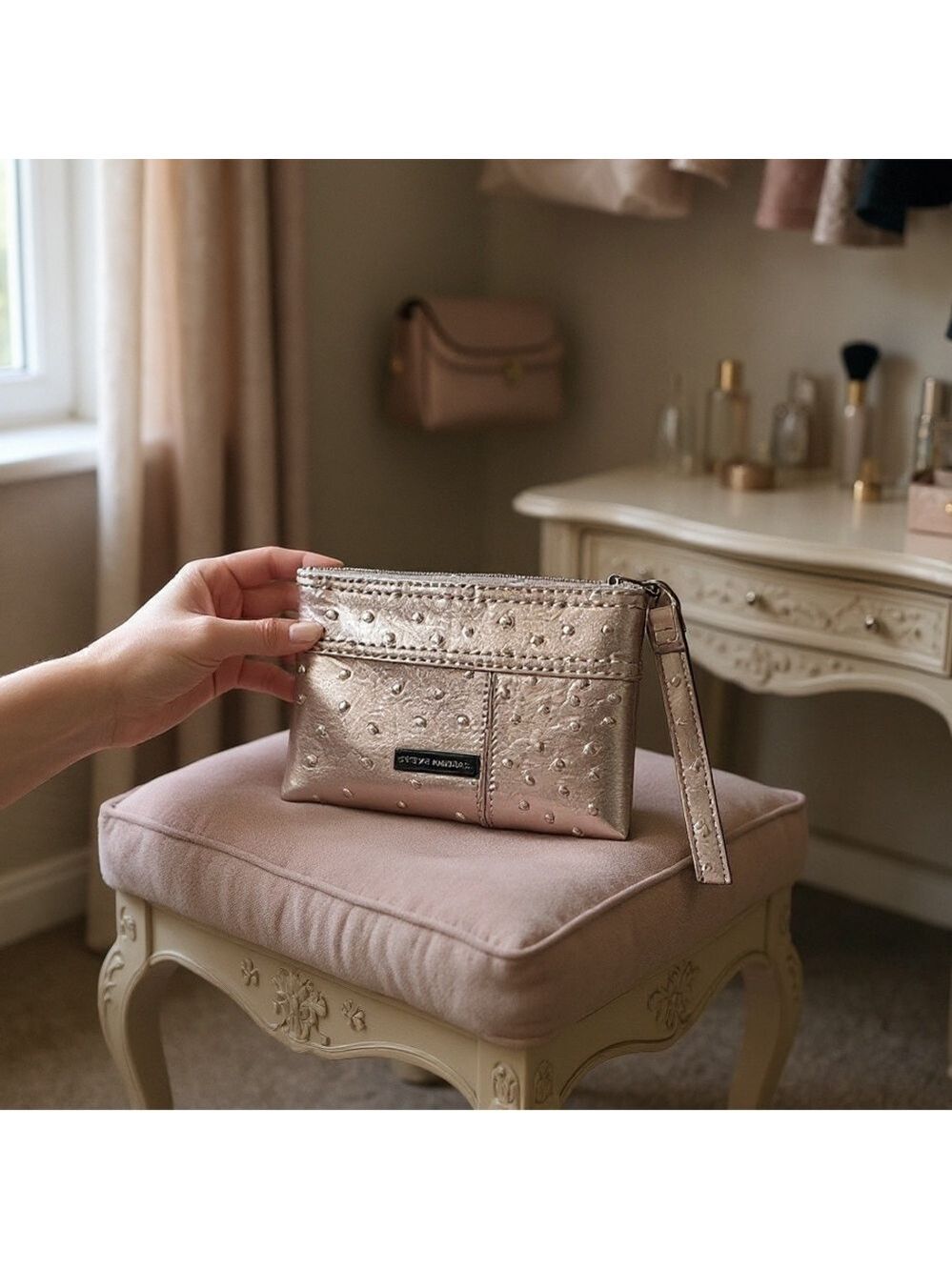Steve Madden Shimmering Silver Wristlet - Picture 3 of 15